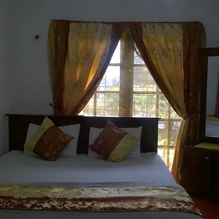 Srihelyes Inn Nuwara Eliya Exterior photo