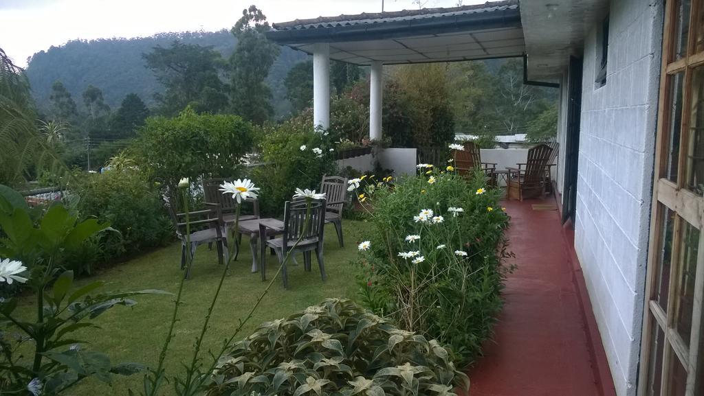 Homestay Srihelyes Nuwara Eliya